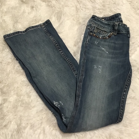 Distressed Miss Me Jeans - Picture 1 of 3